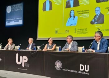 Orts expone en el Congreso de Urbanismo Productivo el modelo de crecimiento de Moncada
