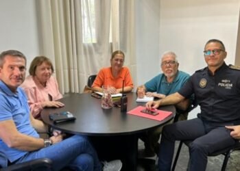 La policia reforçarà els controls d’aparcament en les places de diversitat funcional sense targeta