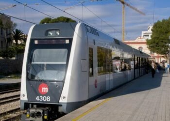 Los usuarios de Moncada de la línea 1 del metro llegarán hasta plaza de España