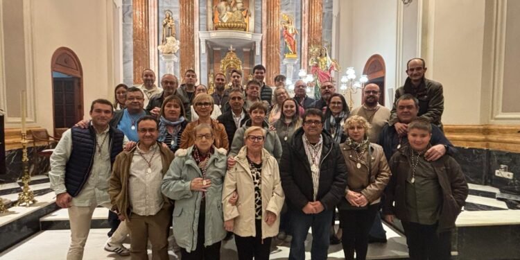 Los anderos portarán brazaletes negros en el traslado de Santa Bárbara el día 4