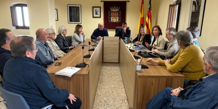Alfara es el primer municipio de los cuatro que integran Aemon en aprobar la EGM