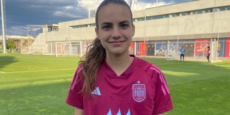 La moncadense Claudia Tendillo convocada a la Selección Española sub-15