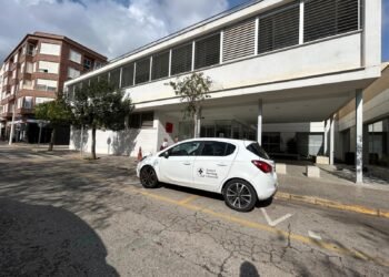 Moncada cierra instalaciones municipales y suspende actividades por la emergencia