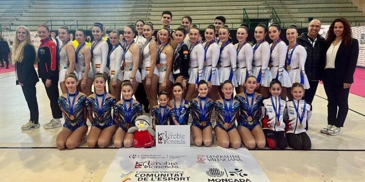 El club Aeróbic Moncada arrasa en la Copa Federación celebrada en Burjassot