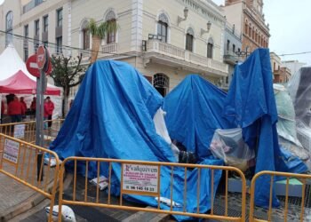 Las fallas de Moncada muy pendientes de la lluvia en la víspera de la plantà