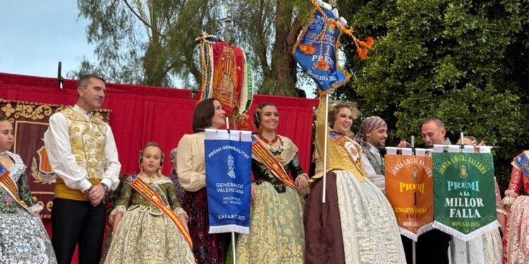 Premios Fallas 2025: La Tauleta revalida su trono como la mejor falla de Moncada