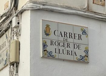 Tots els carrers de Montcada estaran retolats en valencià en el termini de 4 anys