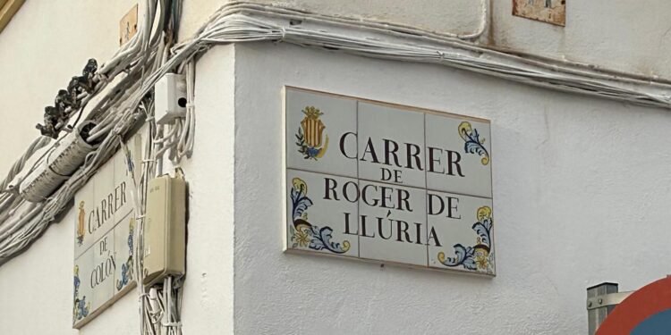 Tots els carrers de Montcada estaran retolats en valencià en el termini de 4 anys