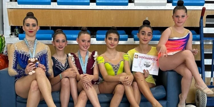 El club de Gimnasia Rítmica de Moncada se cuelga 4 medallas y 2 diplomas en Altea