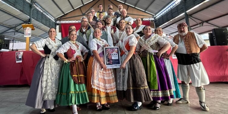 Intercambio entre la Agrupació Folklòrica «El Cremaller» de Benicàssim y Moncada