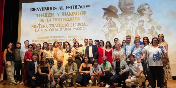 Alfombra roja en Moncada en el estreno del tráiler de ‘Misteri, tradició i llegat’