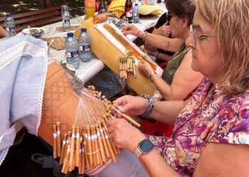 Encaje de bolillos en Moncada