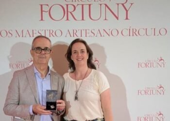 Las marcas de lujo se rinden al ‘Maestro Artesano’ de Garín, Juan Martínez Soucase