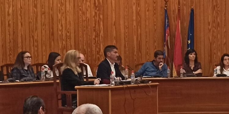 Ciudadanos califica de «irreales e insostenibles» los presupuestos de 2025