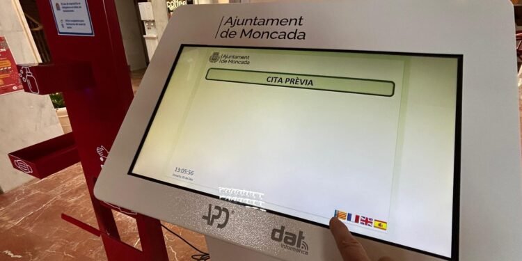 Vox alega ingresos inciertos y aumento de partidas sin justificación en el presupuesto