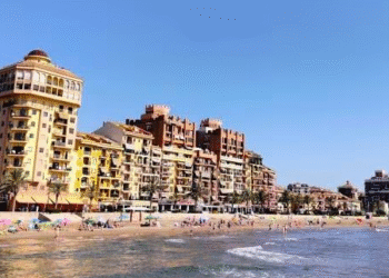 Vuelve el bus de Moncada a playa