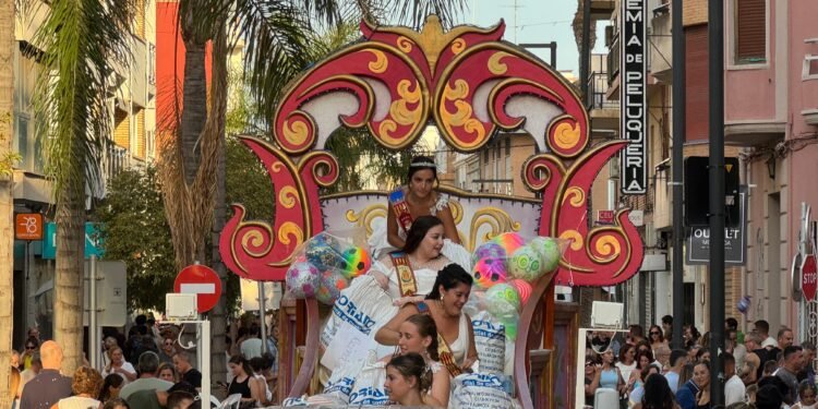 La Cabalgata de la Alegría reparte ilusión