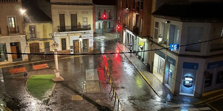 Última hora de la alerta roja | Empieza a llover con intensidad en Moncada