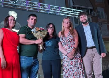 Poemes música i llengua en la Nit Estellés