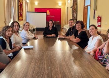 Ronda de contactos con el tejido festivo y cofradías para el calendario de 2026