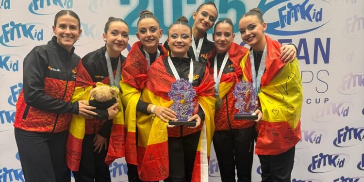Fitkid Coppelius Moncada regresa con dos medallas de plata del European Open Cup