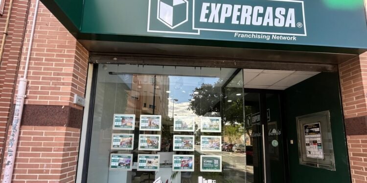 «Las universidades deberían participar en la búsqueda de soluciones habitacionales»