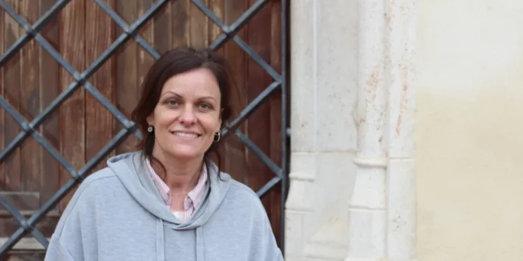 Alfara recorda a les víctimes de la violència masclista amb motiu del 25N