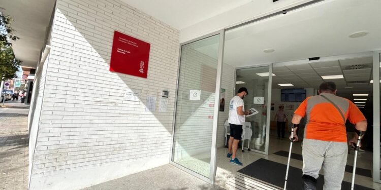 El equipo de guardia del Centro de Salud de Moncada logra reanimar a un bebé en parada cardiorrespiratoria