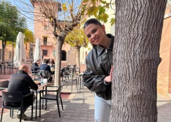 Alfara | Eva Blanco, la fotógrafa que busca en el retrato la esencia de la expresividad