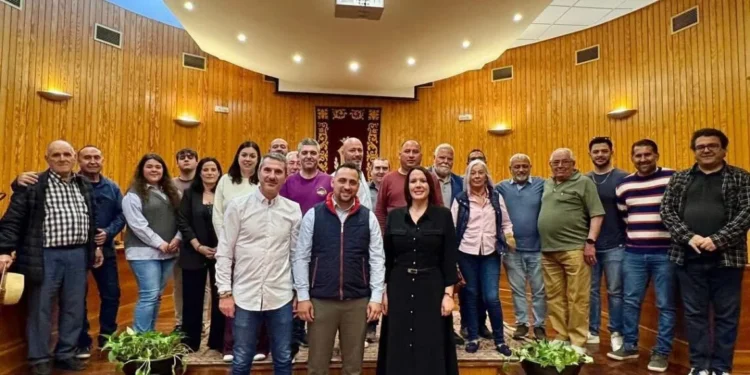 La JLF y los nueve presidentes piden a Gonzalvo que Pérez siga de edil de fallas