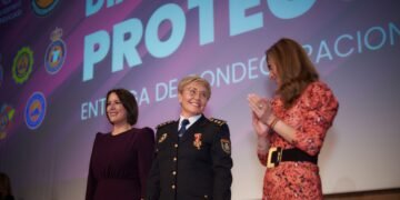 Moncada concede 57 distinciones en el Día Internacional de Protección Civil