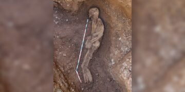 Impactant troballa a Montcada: Apareixen restes arqueològiques humanes al carrer de Sant Roc