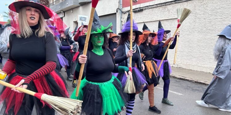 La Cabalgata del Ninot en imágenes