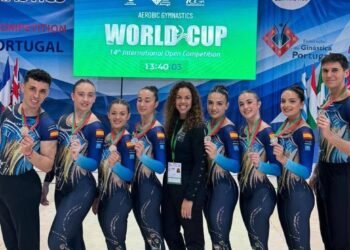 El AD Senior del club Aeróbic Moncada se cuelga la plata en el Open de Cantanhede