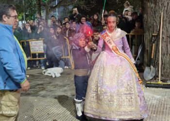 El foc redueix a cendres la Falla Infantil del Mercat primer premi 2026