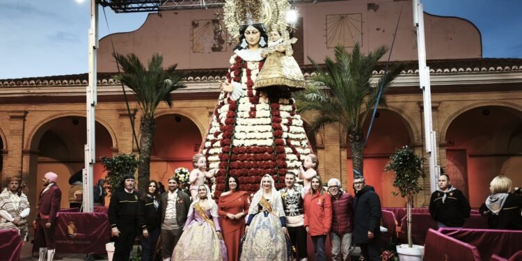 Moncada acoge la Ofrenda comarcal