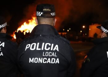 Policía local y Protección Civil refuerzan el blindaje de las fallas en su recta final