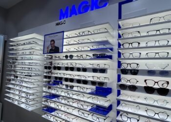 Alain Afflelou la óptica inteligente para el cuidado de la salud visual y auditiva