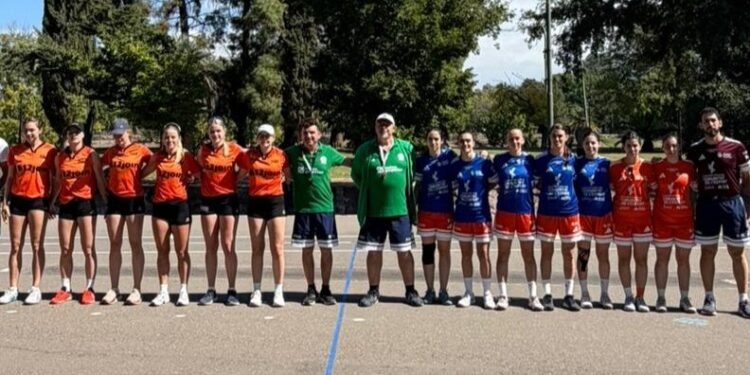 Doble bronze d’Amparo Martí en llargues i One Wall amb la Selecció de Pilota al Mundial d’Argentina