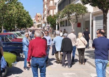 Moncada se convierte en el paraíso de los amantes de vehículos clásicos