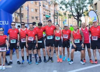 Más de 1.400 corredores se dan cita en la media maratón y 10k de Moncada