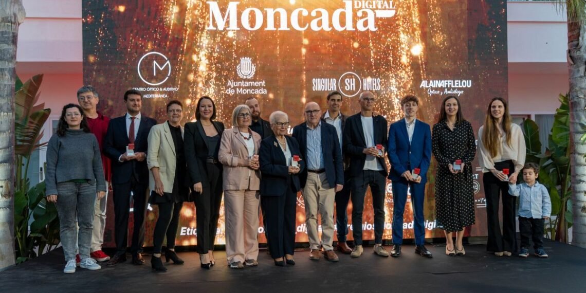 Una velada de orgullo colectivo