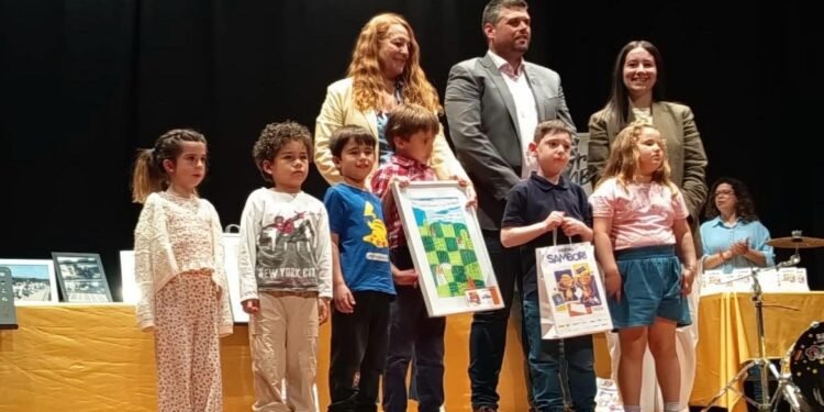 El CEIP Vicente Trenco en el lliurament dels premis Sambori de l’Horta Nord