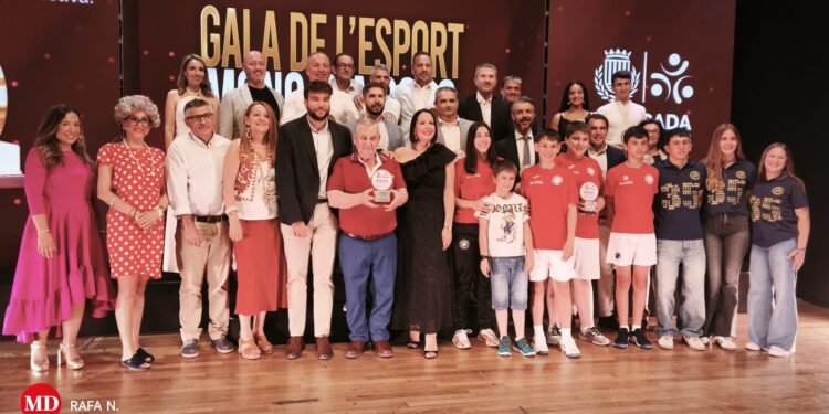 Moncada corona a sus héroes del deporte en una gala para la historia llena de épica
