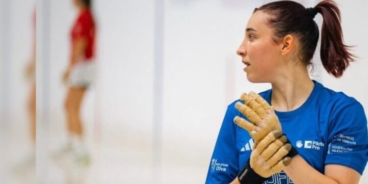 Amparo Martí Palanca lidera el rànquing oficial de mitjeres de raspall femení