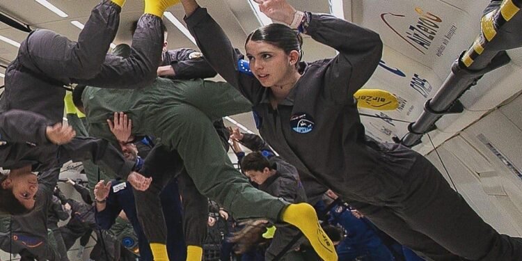 La moncadense Lucía Molina ‘Astronauta por un día’ hace realidad su sueño