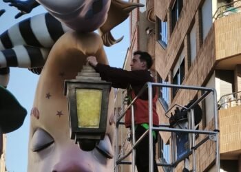 La «Gala de los Unos» reunirá en Moncada a una constelación de artistas falleros