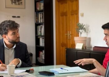 El alcalde prioriza la limpieza viaria de Moncada en su primera reunión con MSU
