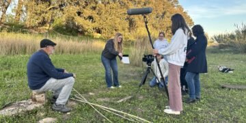 ‘Nissaga de foc’, un documental del IES Tierno del legado pirotécnico de Caballer