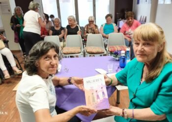Moncada acoge la presentación del libro ‘Mujeres, la conciencia de una generación’ de María Jose Villegas
